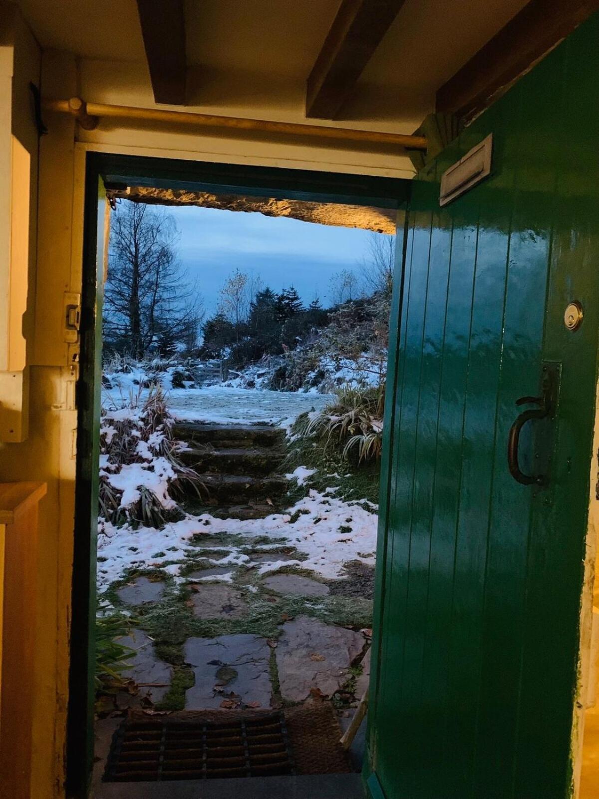 Tyn Y Simdde - Secluded Mountain Stay - Stunning Views Of Eryri Долгелай Екстериор снимка