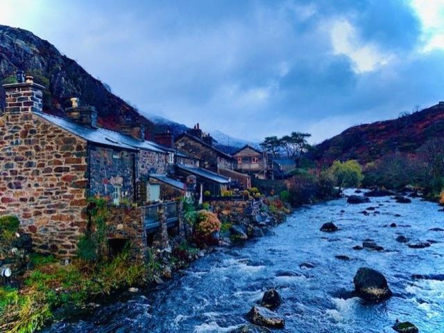 Tyn Y Simdde - Secluded Mountain Stay - Stunning Views Of Eryri Долгелай Екстериор снимка