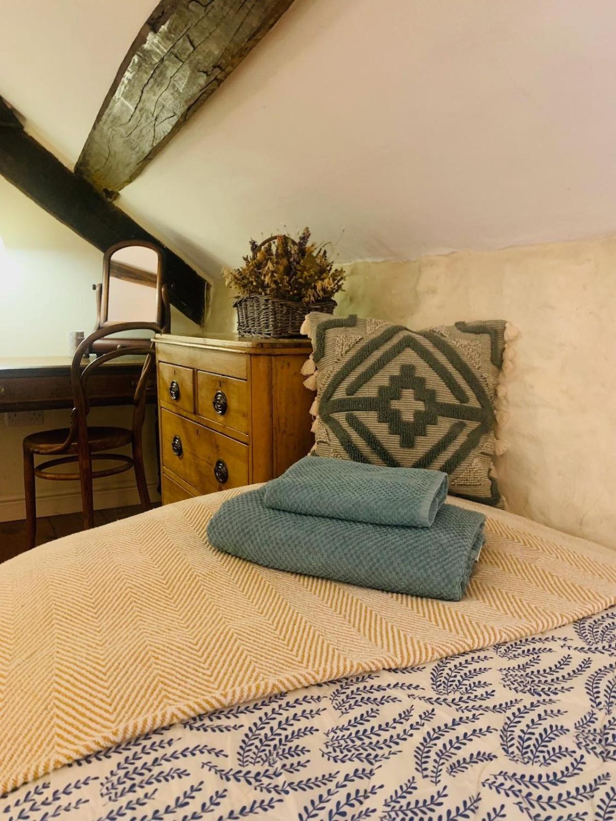 Tyn Y Simdde - Secluded Mountain Stay - Stunning Views Of Eryri Долгелай Екстериор снимка