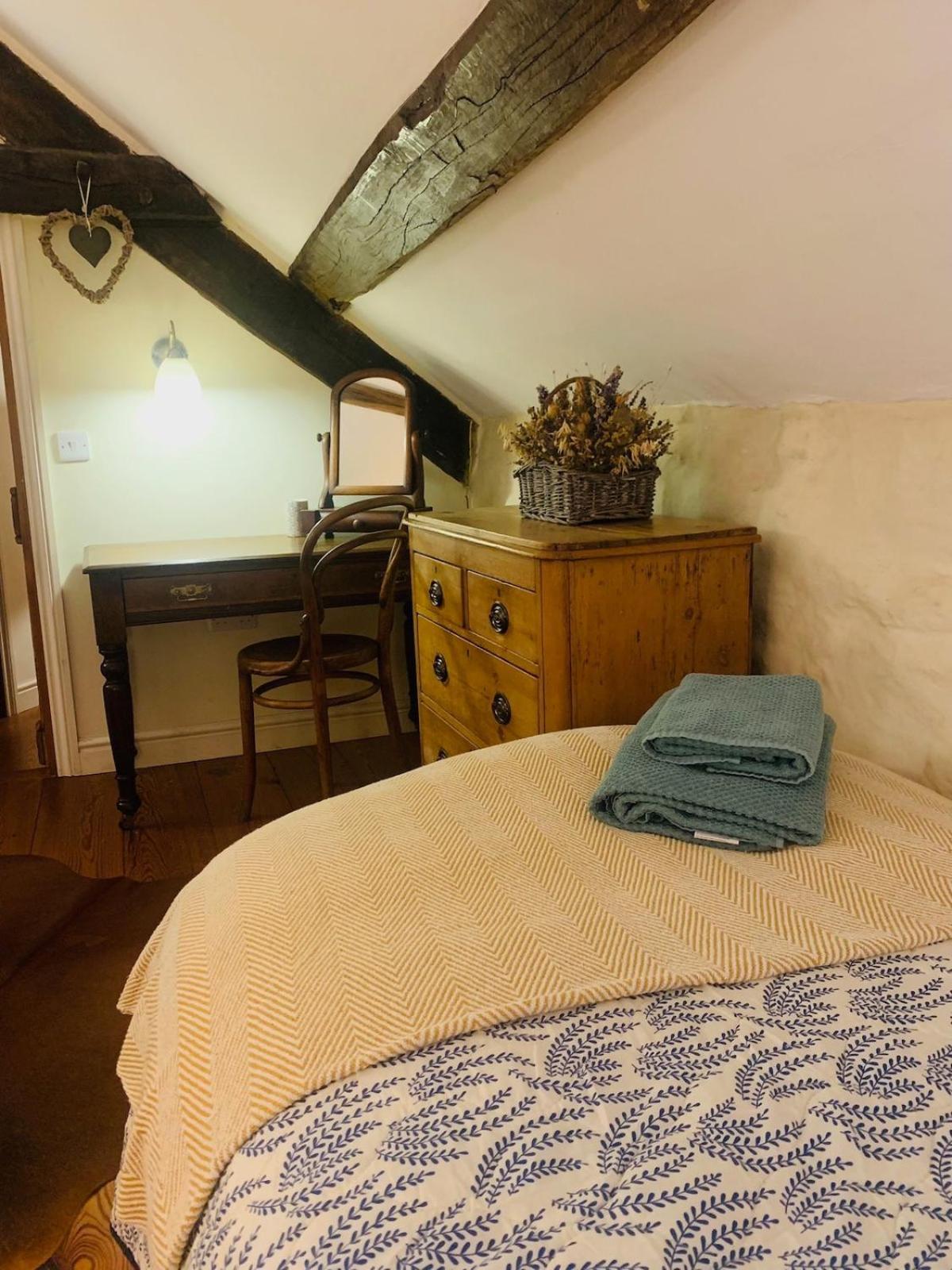 Tyn Y Simdde - Secluded Mountain Stay - Stunning Views Of Eryri Долгелай Екстериор снимка